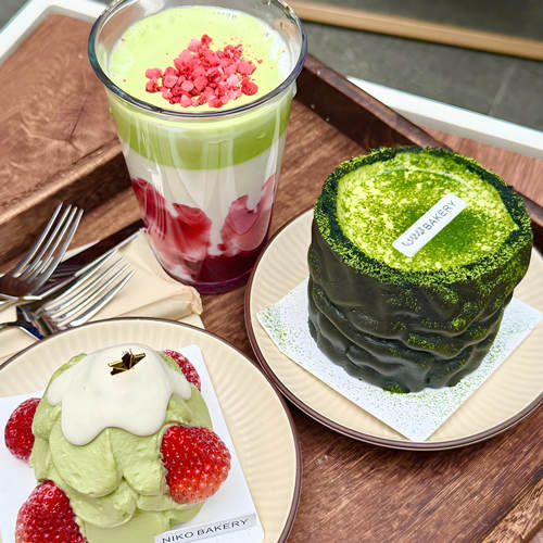 Matcha milk tea